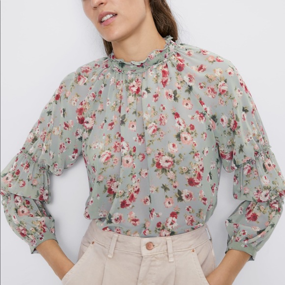 zara floral blouse